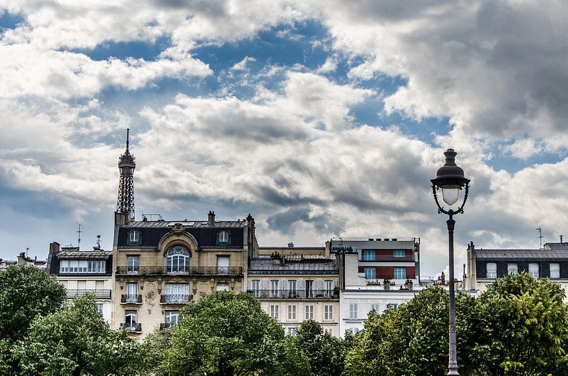 Paris vue de côté par Emil Golshani
