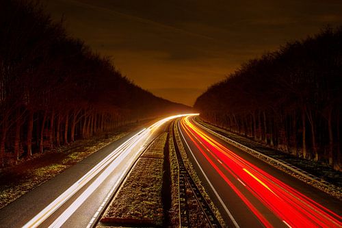 Light Trails in the Night – Motorway in Long Exposure