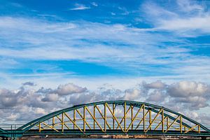 the railway bridge in Portimão