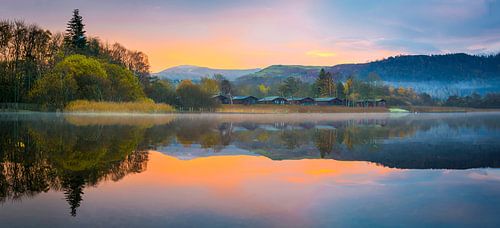 Ochtendzon boven het Derwentwater, Lake district