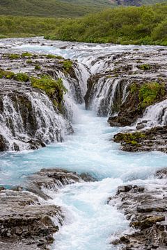 De Bruarfoss waterval op IJsland van Adelheid Smitt