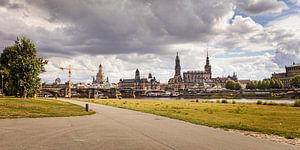 Elbpanorama über die Altstadt von Dresden