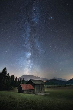 Hut onder de sterren in Bavaria van Frans van der Boom