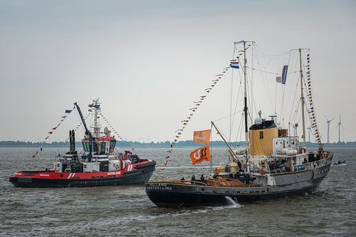 Tug Holland and Waterland
