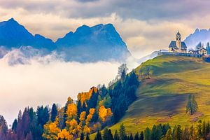 Herbst in Colle Santa Lucia, Italien