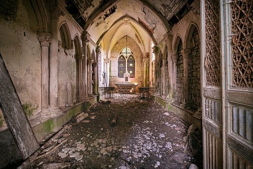 Abandoned chapel