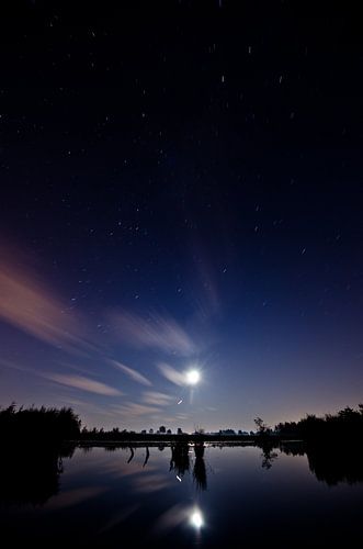nieuwkoop lakes at night by Thomas Spaans