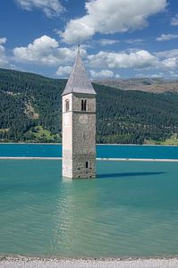 der Kirchturm im Reschensee