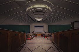 Waiting for applause by Christophe Van walleghem