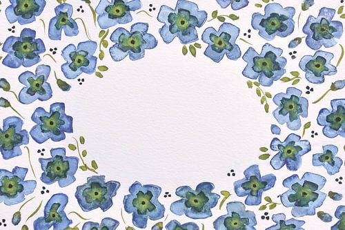 Couronne de fleurs bleues à l'aquarelle