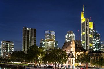 Frankfurt bij nacht van Thomas Riess