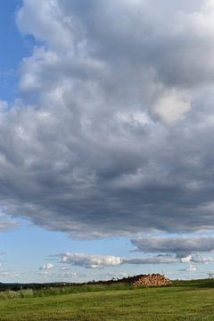 Een bewolkte herfsthemel van Claude Laprise