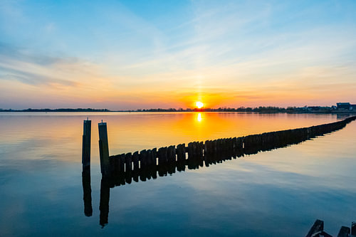 Blauer Himmel bei Sonnenuntergang
