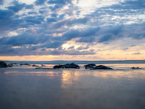 Zonsondergang Bij Een Stormbreker Op Texel van Mr White Takes Pictures