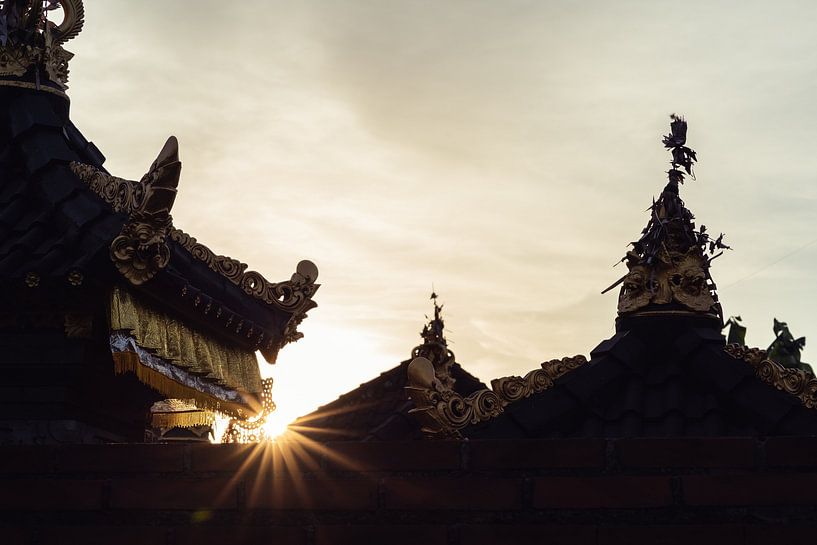 Bali by Hello Pompoyo