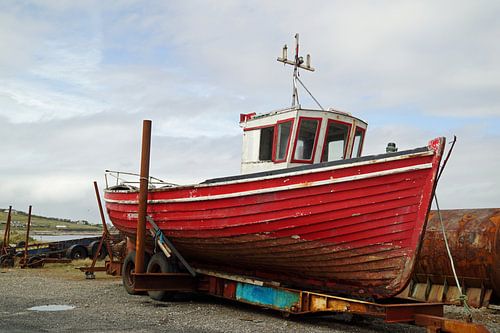 Oude rode boot