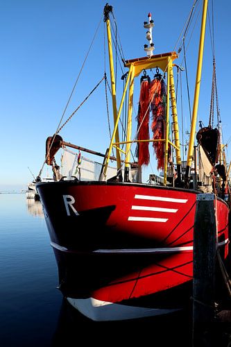 Fishing boat on Terschelling - 1