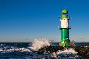 Die Mole in Warnemünde an einem stürmischen Tag