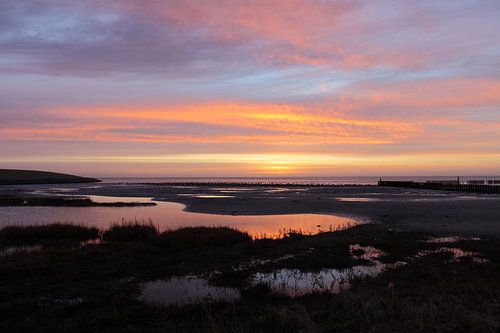 Ameland/Zonsopkomst op het wad