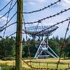Les alentours du camp de Westerbork. WSRT et fil de fer barbelé sur Miranda Heemskerk