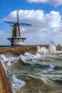 Windmolen in de storm van Tim Doomernik