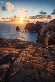 Sunrise in Madeira by Martin Podt