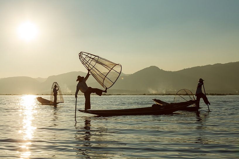 Die Fischer vom Inle See in Myanmar von Roland Brack