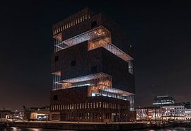 Mas Antwerp (night) by Jelle Vanden Brande