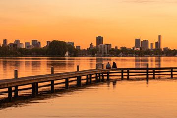 The Kralingseplas in Rotterdam during a beautiful sunset by MS Fotografie | Marc van der Stelt