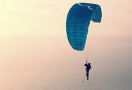 Paraglider in pauze van Patrick Riemens thumbnail