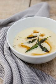 Velouté van knolselderij von Nina van der Kleij