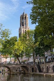 Der Utrechter Dom von der Anlegestelle am Oudegracht-Kanal aus gesehen von André Blom Fotografie Utrecht