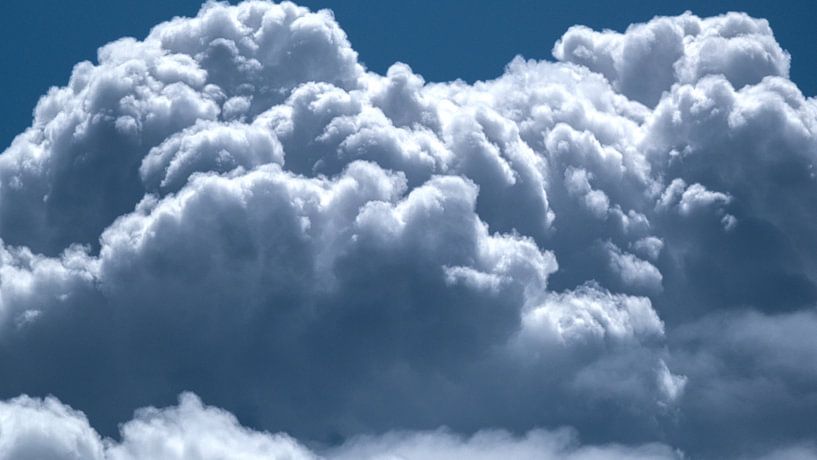 Clouds in motion by Alida van Luijn-Toet