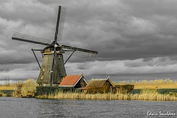 Molen plus huisjes gemaakt bij Kinderdijk
