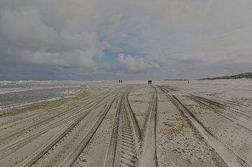 Sporen in het zand van Hilde Remerie Photography and digital art