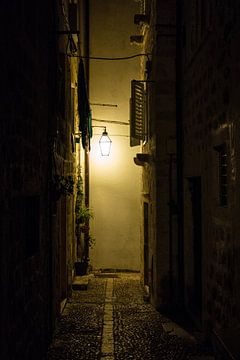 Dubrovnik - Lantaarnlamp van Maurice Weststrate