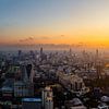 Skyline in de stad Bangkok  |  Thailand van Yvette Baur