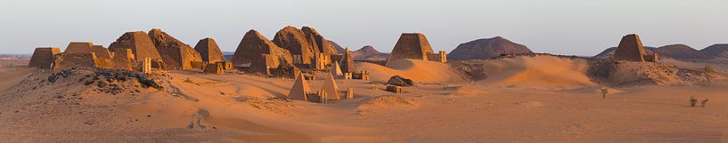Meroe in Sudan at sunrise by Atelier Liesjes