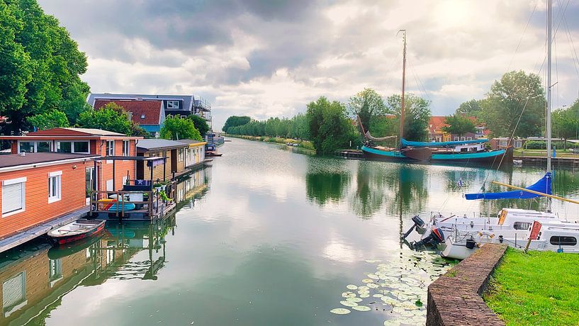 Hausboote, Segelboote und Sportboote von Digital Art Nederland
