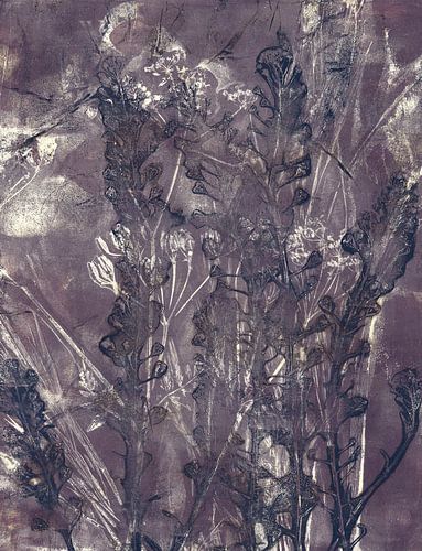 Natuurlijke botanische schoonheid. Bloemen en planten in paars en taupe.