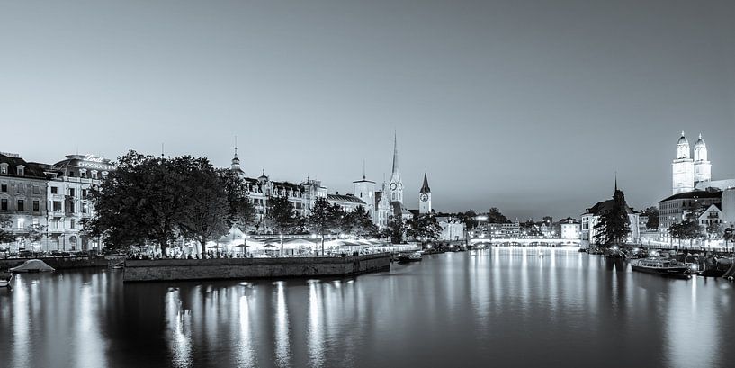 Zurich with the Grossmünster in the evening - monochrome by Werner Dieterich