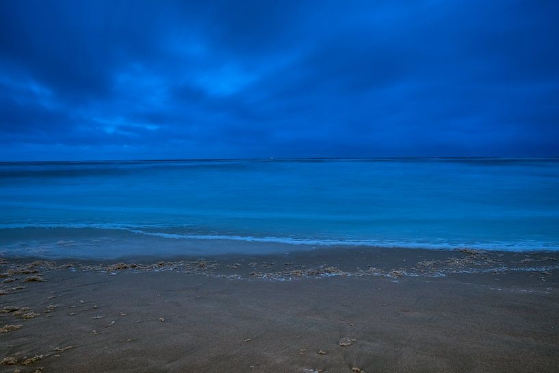 Dark North Sea III by Evert Jan Luchies