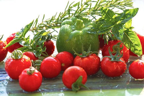 Kitchens fresh tomatoes and peppers by Tanja Riedel