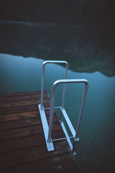 Trap naar het koele water van Sèfie Bekkers