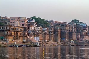 Die Ghats von Varanasi am Ganges