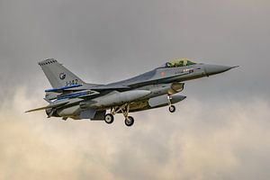 F-16 néerlandais de l'équipe Solo Display 2014/2015.