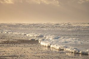 Soft colours on and North Holland beach by Arthur Puls Photography