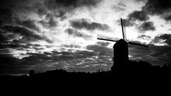 Molen in zwart-wit