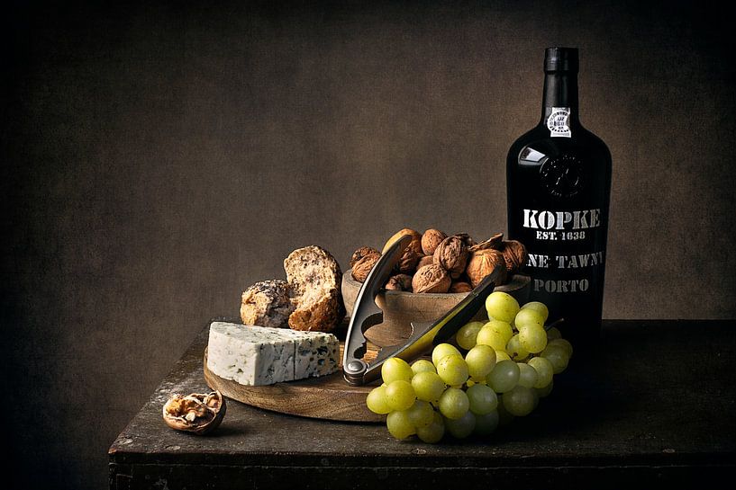 Modern still life of Port with cheese, nuts and grapes by Silvia Thiel