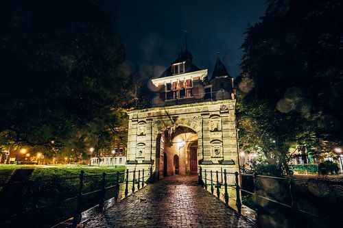 Oosterpoort in the evening